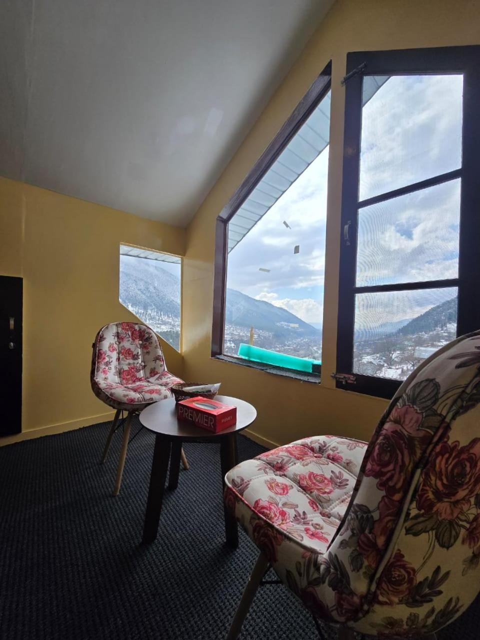 Cliff Cottage Pahalgam, Kashmir Batakut Exterior foto
